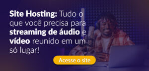 Apresentador de rádio utilizando transmissão ao vivo