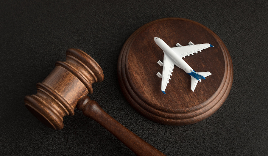 Advogados em Voo: Descubra como o Vídeo Marketing pode Revolucionar o Direito Aeronáutico!